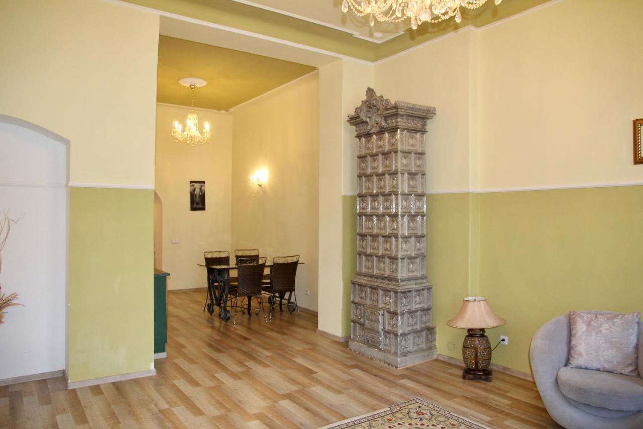 Apartman Sylva Na Stare Louce 42 KLV Exterior foto